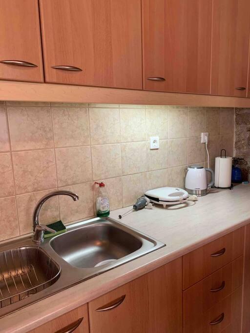 Aspa's Traditional House Apartment